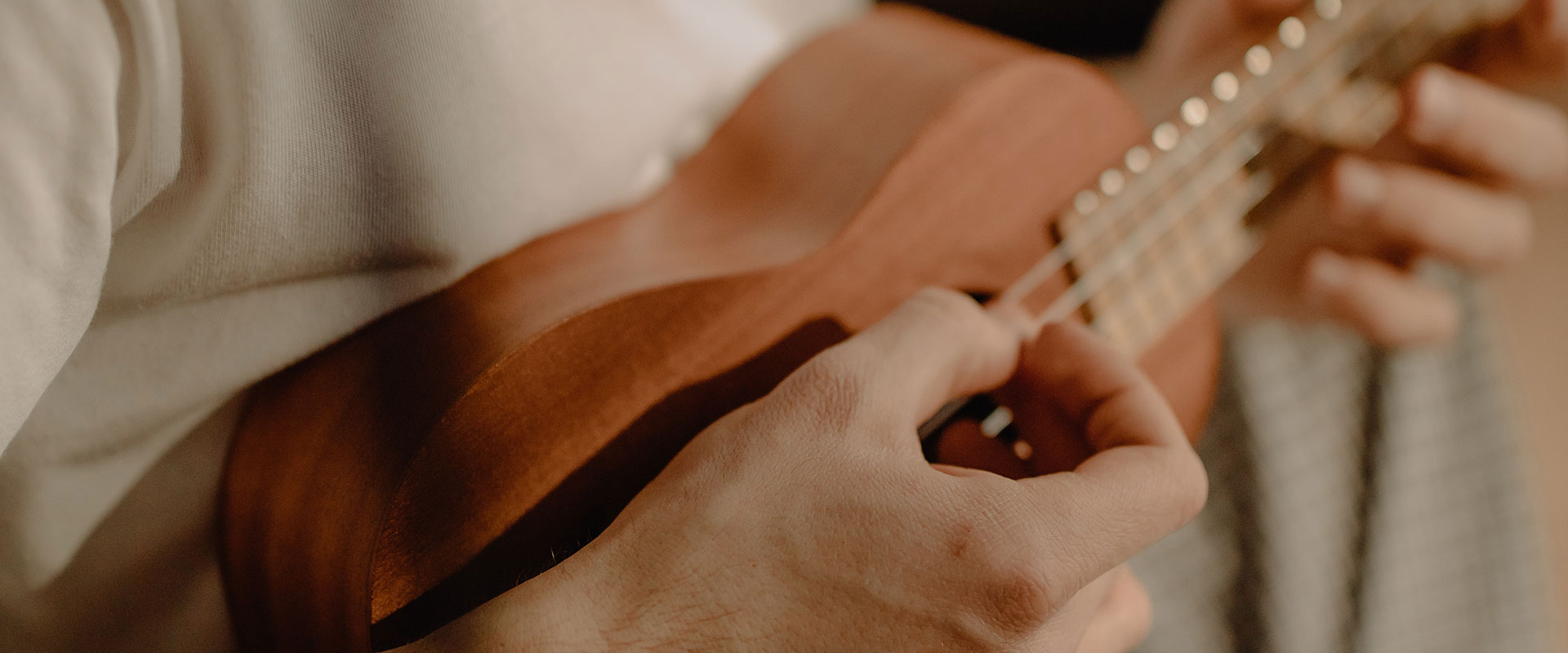 easy-songs-to-learn-on-the-ukulele-sw-daily